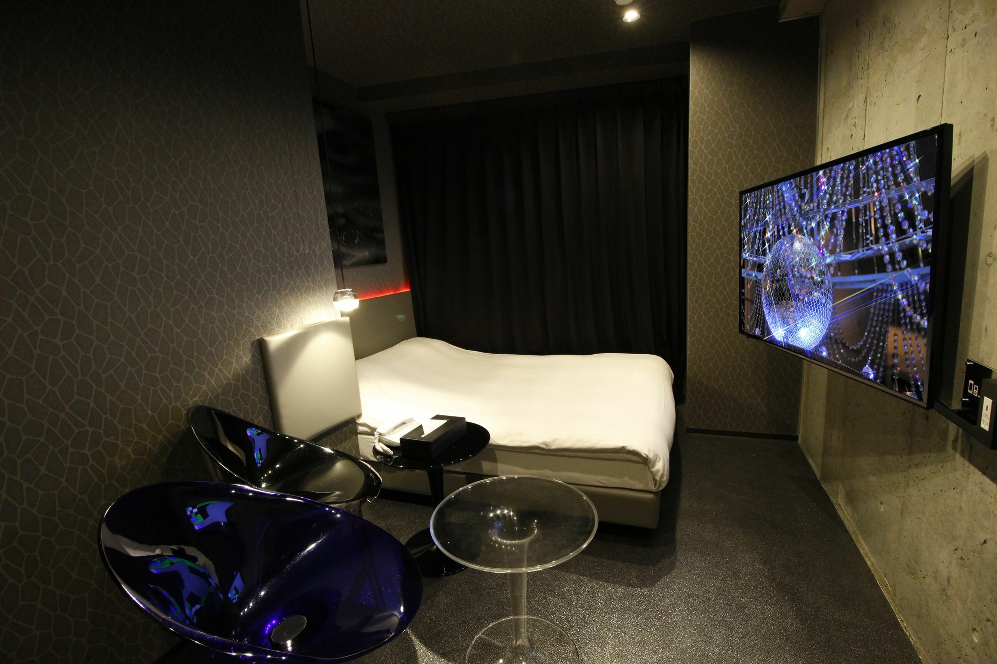 Hotel The Hotel Shinjuku (Adults Only) Токио Екстериор снимка