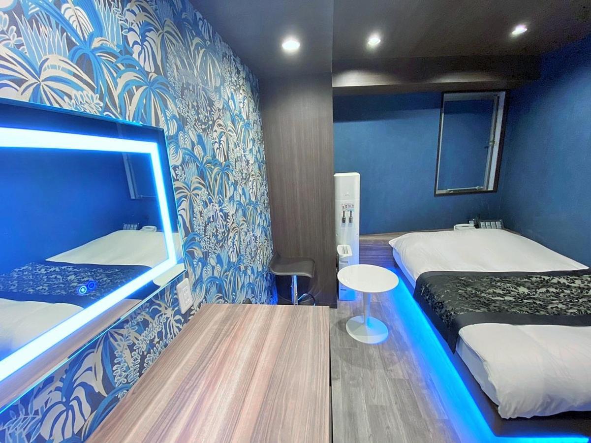 Hotel The Hotel Shinjuku (Adults Only) Токио Екстериор снимка