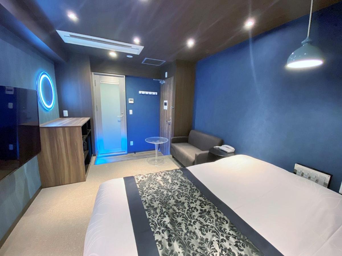 Hotel The Hotel Shinjuku (Adults Only) Токио Екстериор снимка